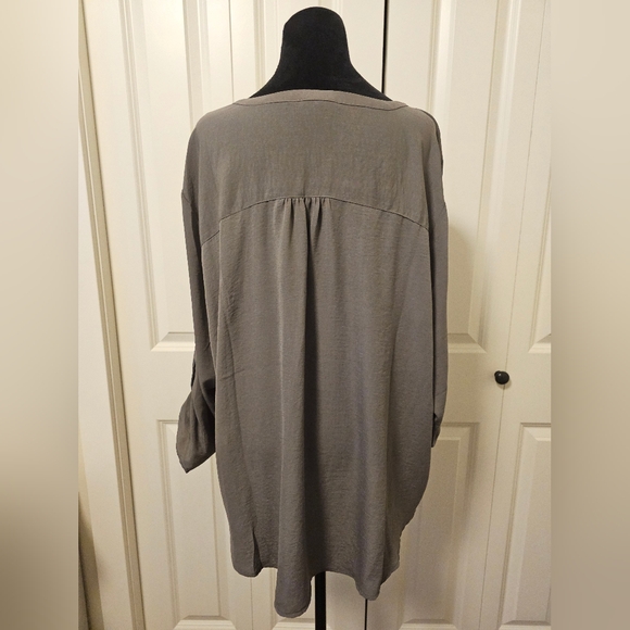 Maurices Womens Kahki 3/4 Sleeve Top Blouse Tunic SZ 2X - Picture 2 of 8